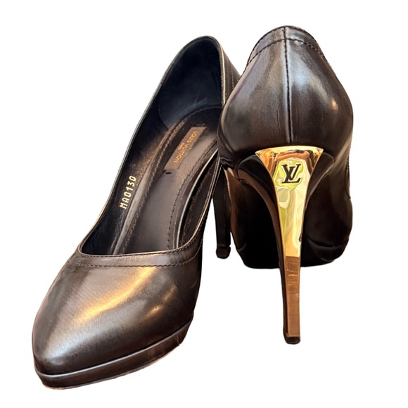 Louis Vuitton Shoes - Louis Vuitton Metallic Black Heels 38.5/ 8.5